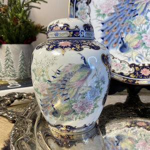 Vintage Toyo Japanese Porcelain Peacock Ginger Jar with Lid 6” Hand Painted
